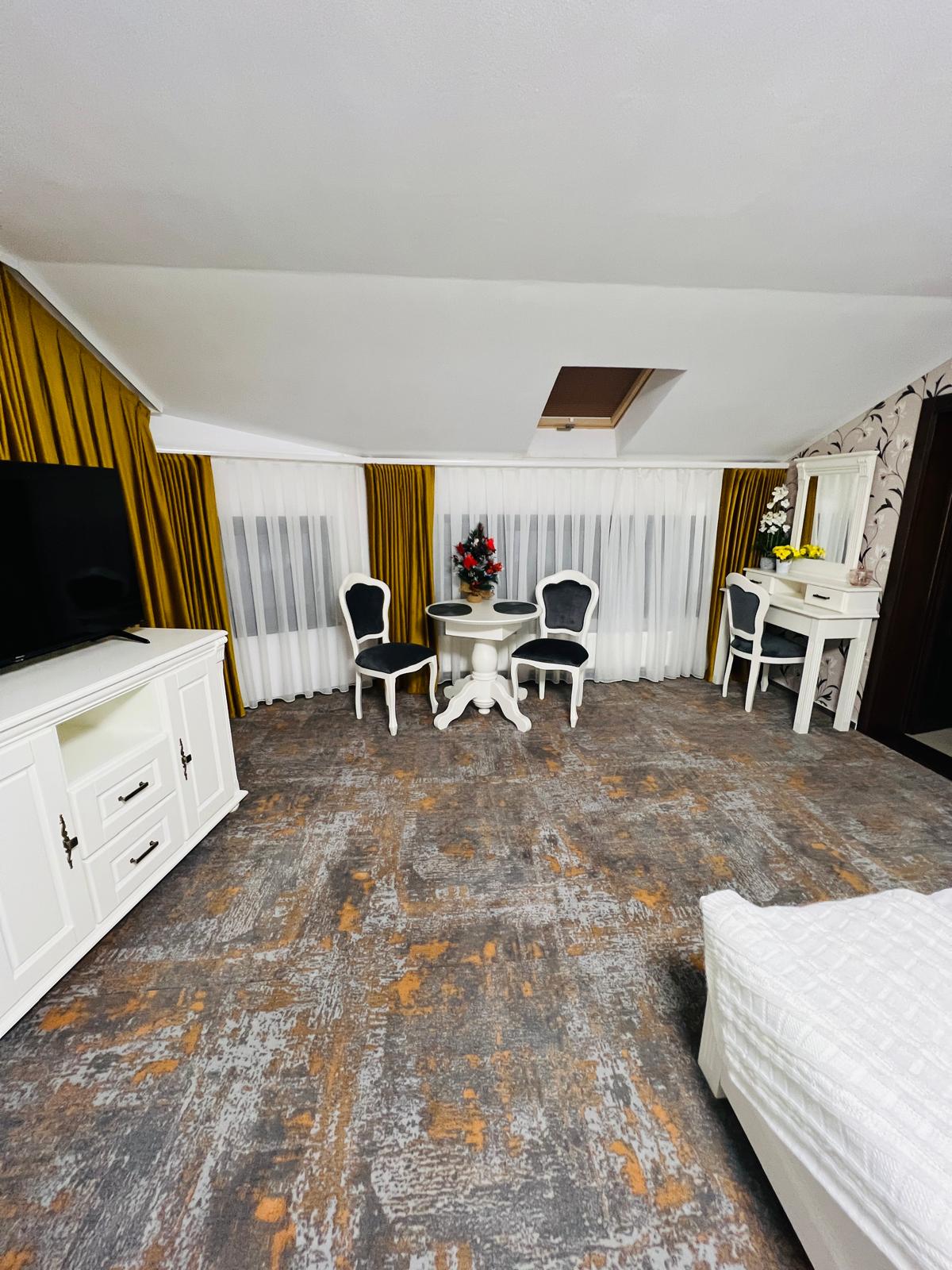 Cameră de familie de lux (6)